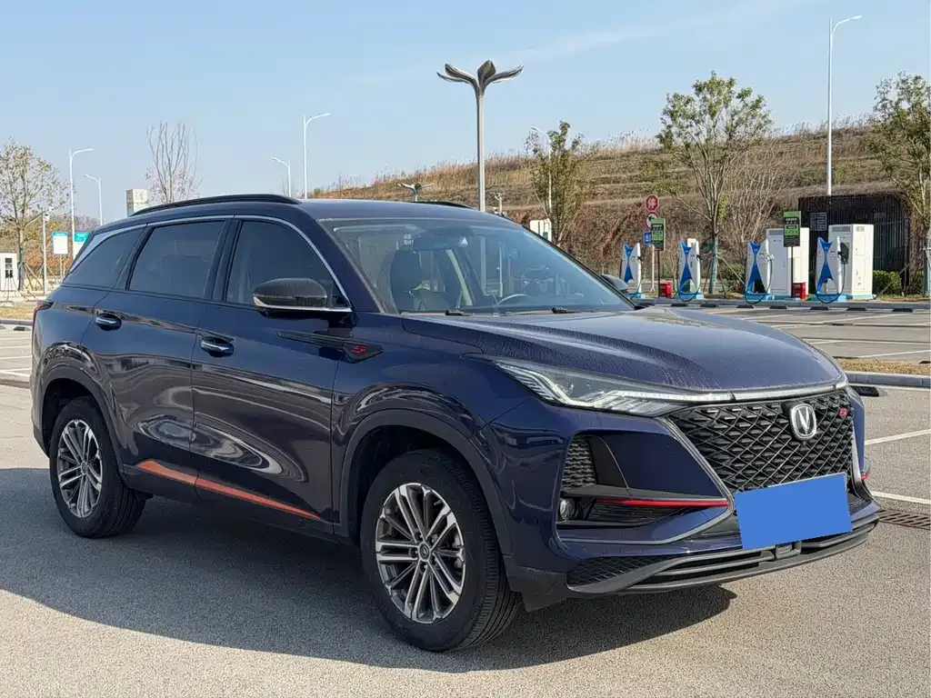 Changan CS75PLUS — фото 10