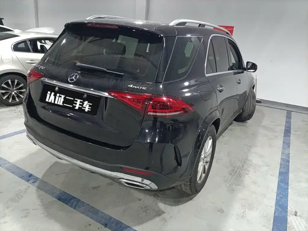 Mercedes-Benz GLE — фото 6