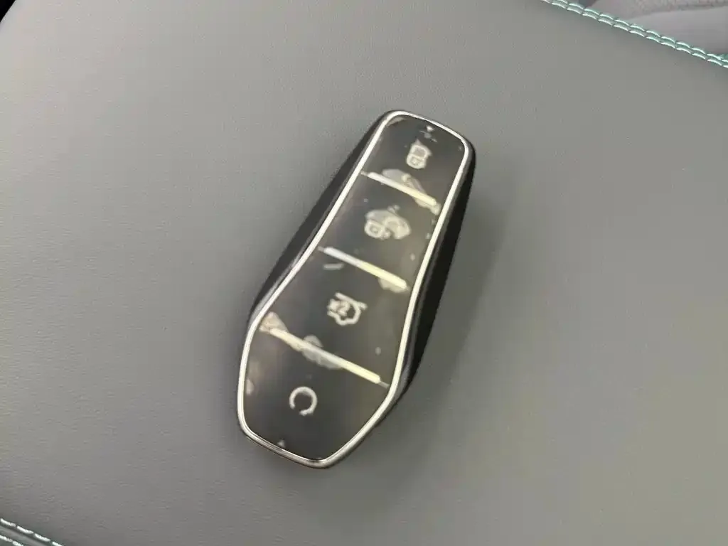 BYD Seal 06GT — фото 2