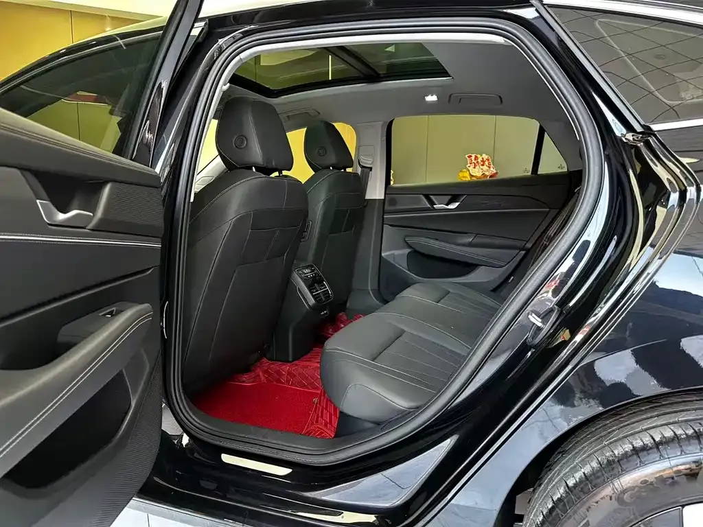 Volkswagen Passat — фото 6