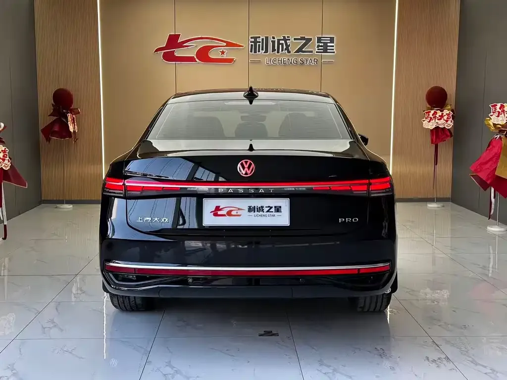 Volkswagen Passat — фото 7