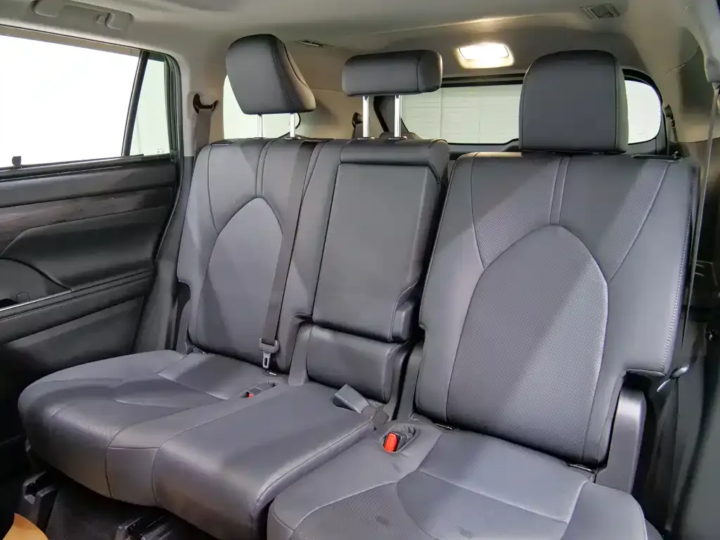 Toyota Highlander 2021 из CN, фото 3