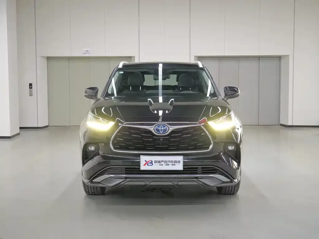 Toyota Highlander 2021 из CN, фото 2