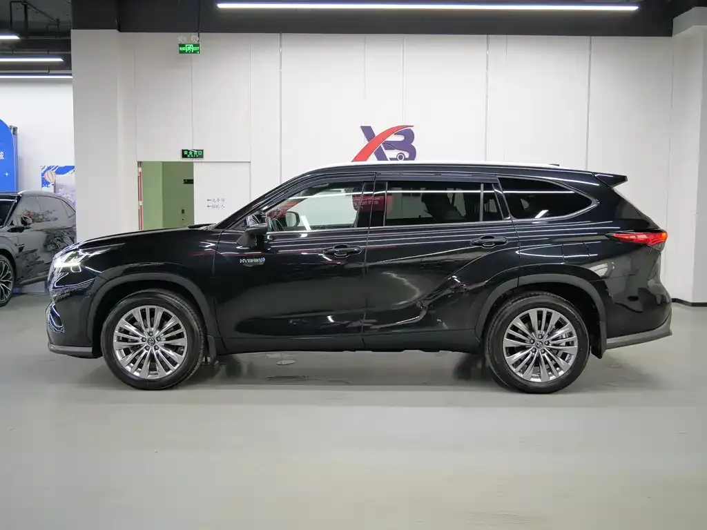 Toyota Highlander 2021 из CN, фото 8