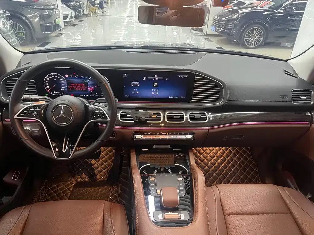 Mercedes-Benz GLE — фото 9