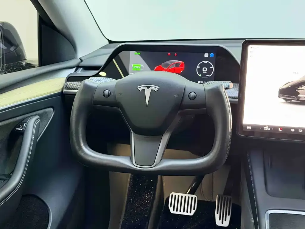 Tesla Model Y 2023 из CN, фото 4