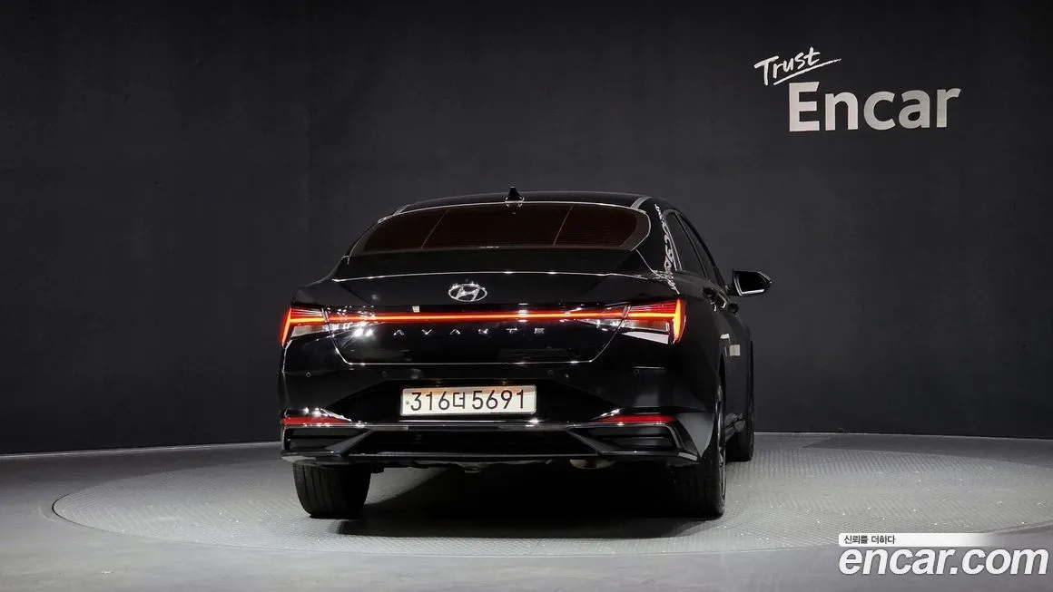 Hyundai AVANTE 2021 из KR, фото 2