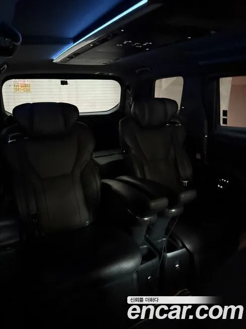 Toyota Alphard — фото 6