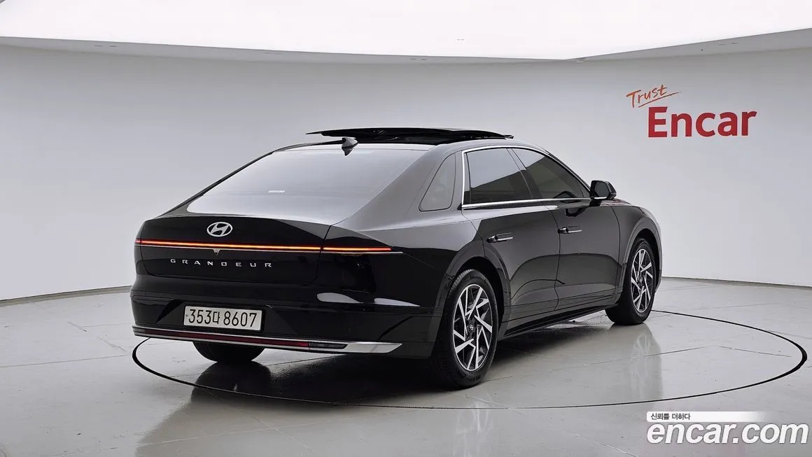 Hyundai Grandeur 2023 из KR, фото 5