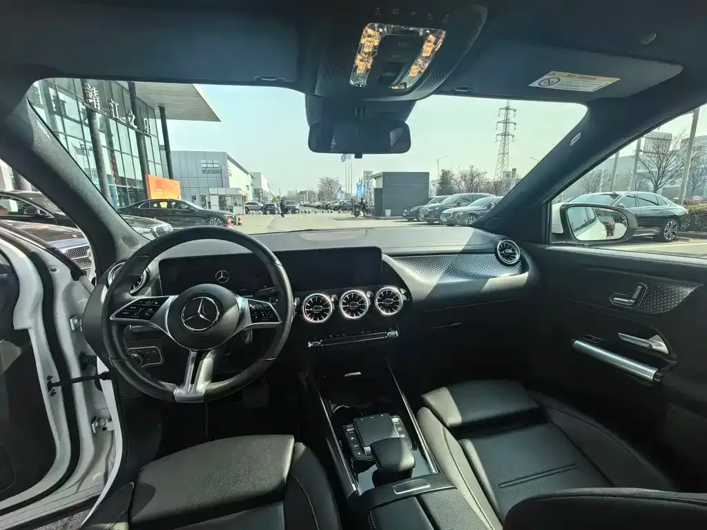 Mercedes-Benz GLA — фото 5