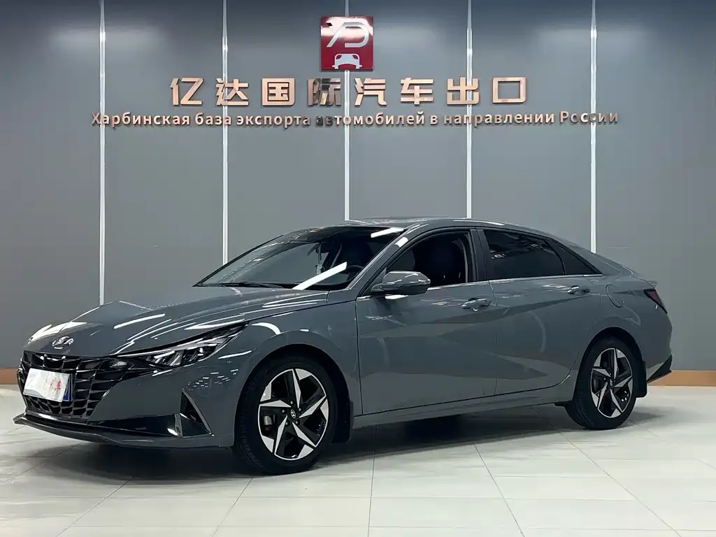 Hyundai Elantra 2022 из CN, фото 1