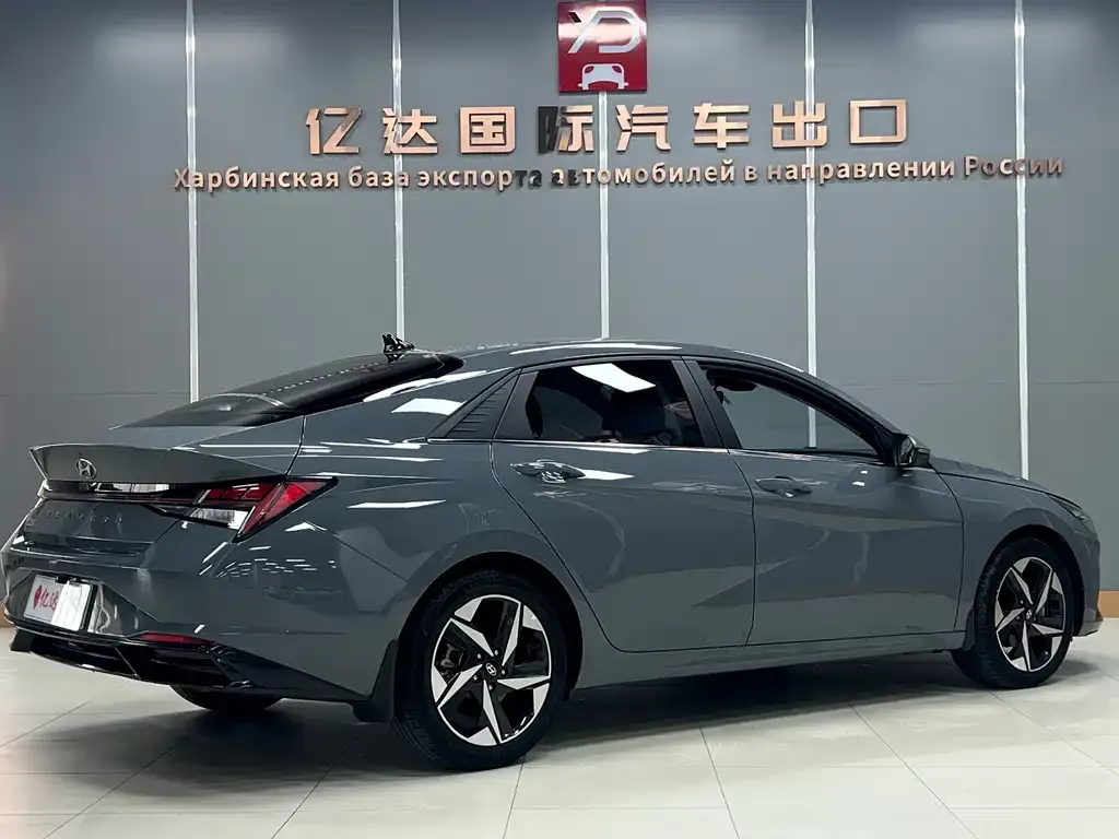Hyundai Elantra 2022 из CN, фото 6