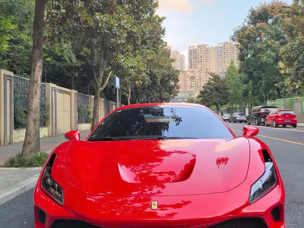 Ferrari F8 — фото 6