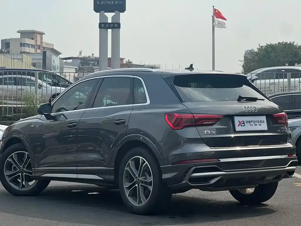 Audi Q3 2023 из CN, фото 8