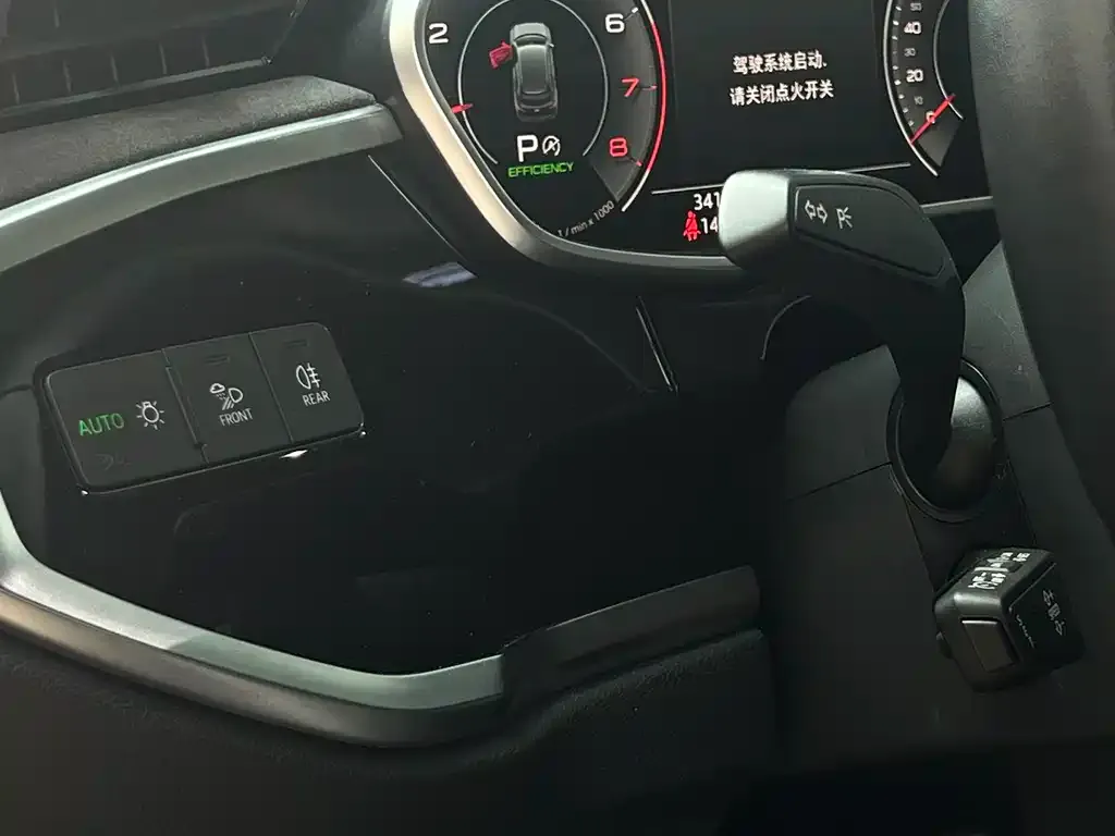 Audi Q3 2023 из CN, фото 2