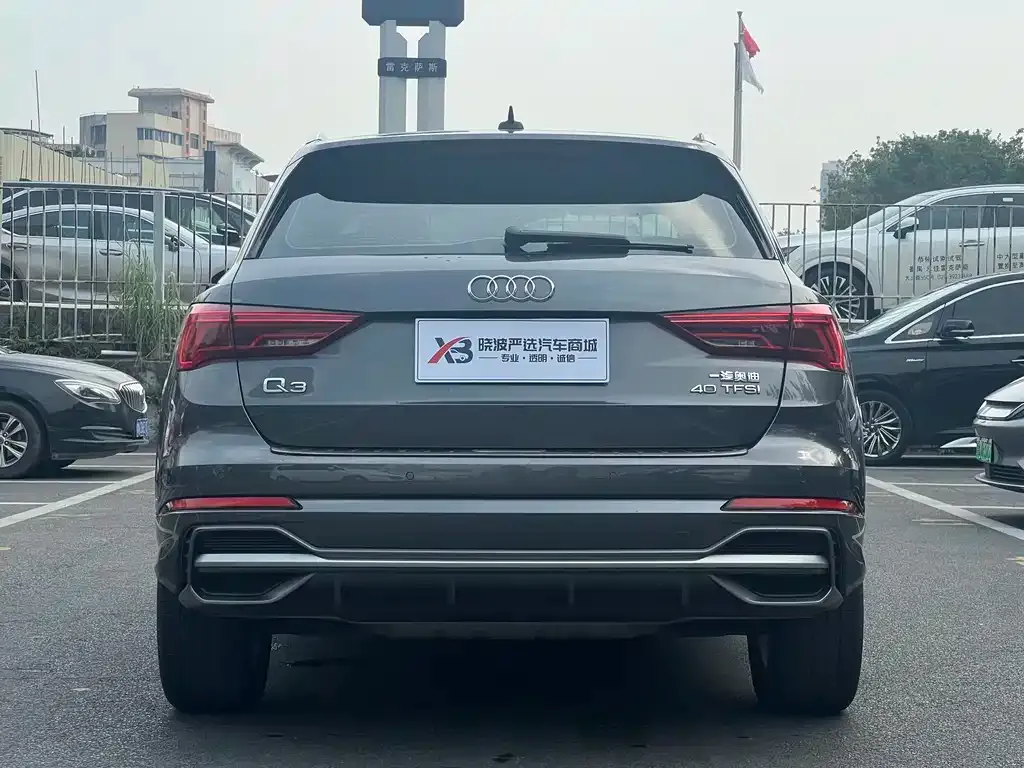 Audi Q3 2023 из CN, фото 9