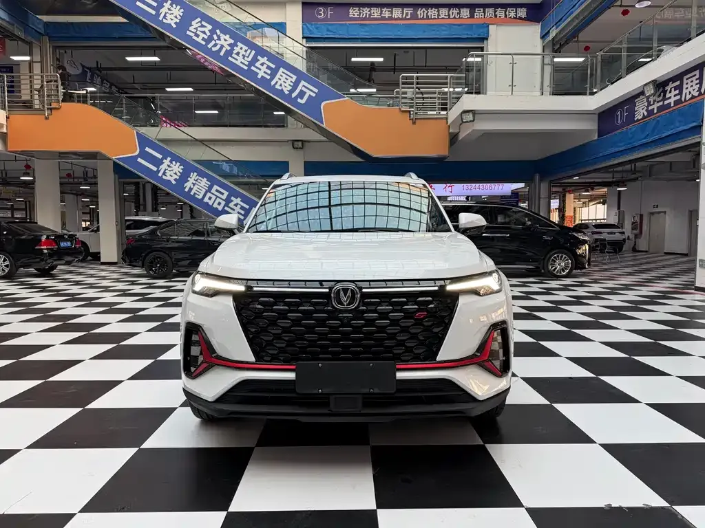 Changan CS35PLUS — фото 9