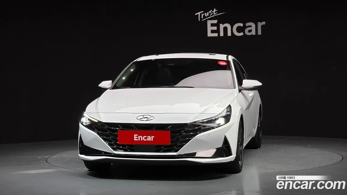 Hyundai AVANTE — фото 2