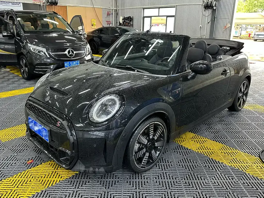 MINI Cooper (3-door) 2024 из CN, фото 1