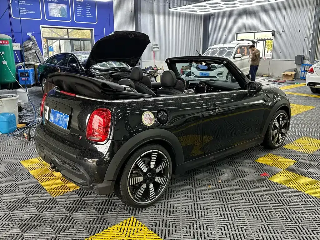 MINI Cooper (3-door) 2024 из CN, фото 8
