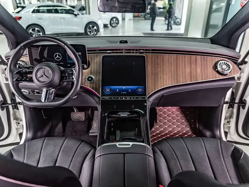 Mercedes-Benz EQE SUV 2025 из CN, фото 5