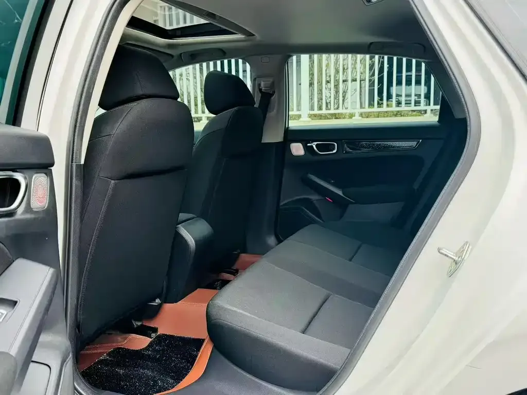 Honda Civic — фото 2