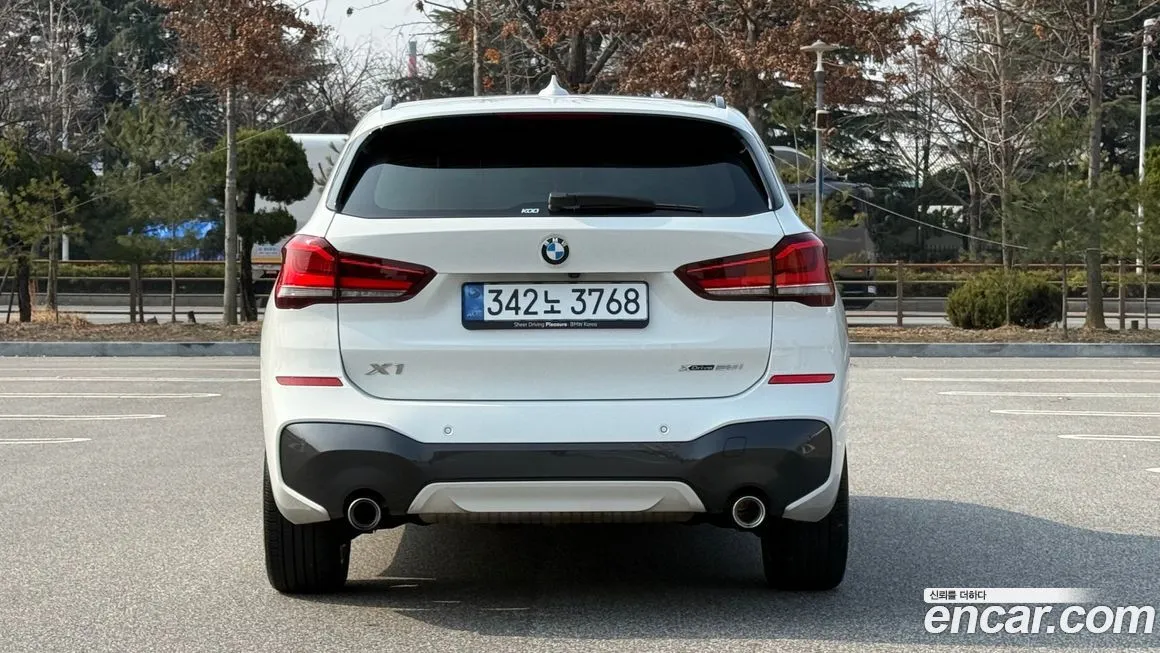 BMW X1 — фото 5