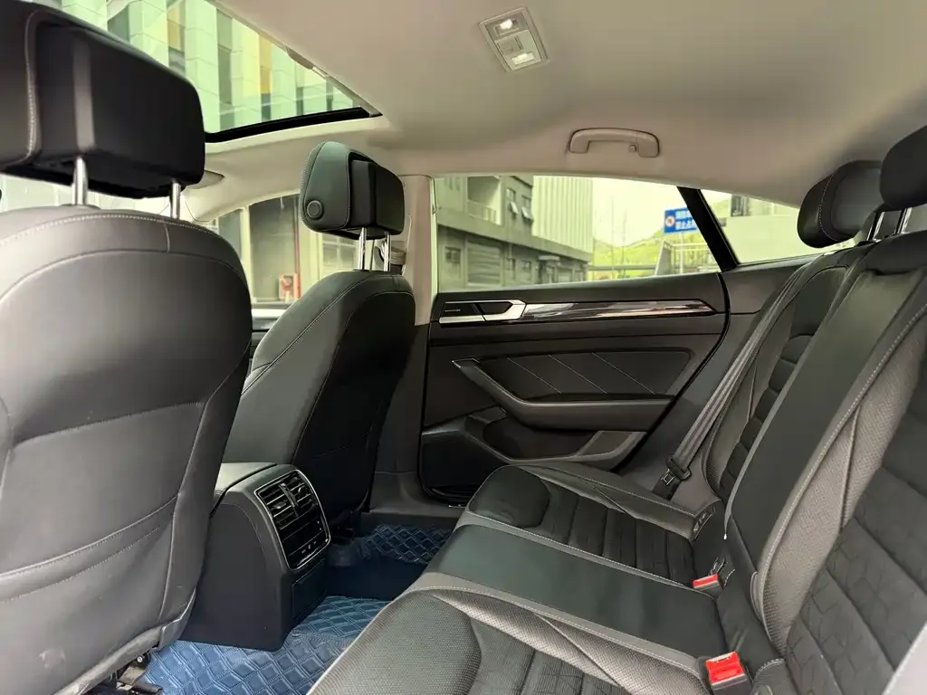 Volkswagen CC 2021 из CN, фото 2
