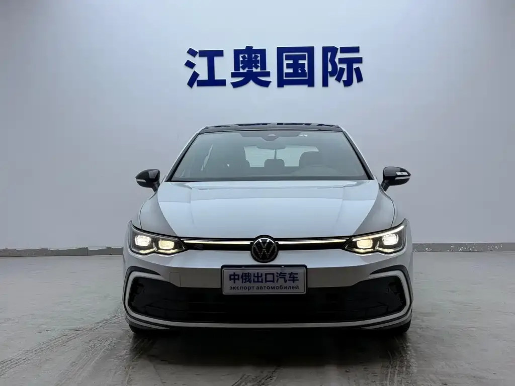 Volkswagen Golf 2021 из CN, фото 4