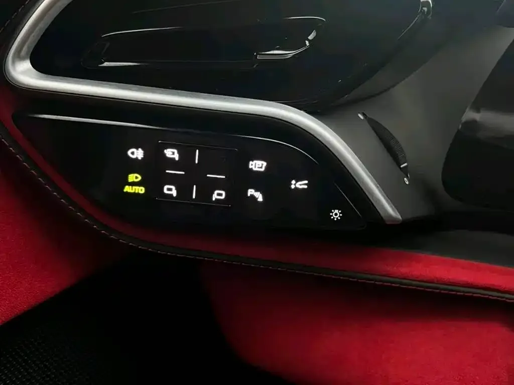 Ferrari 296 2023 из CN, фото 4