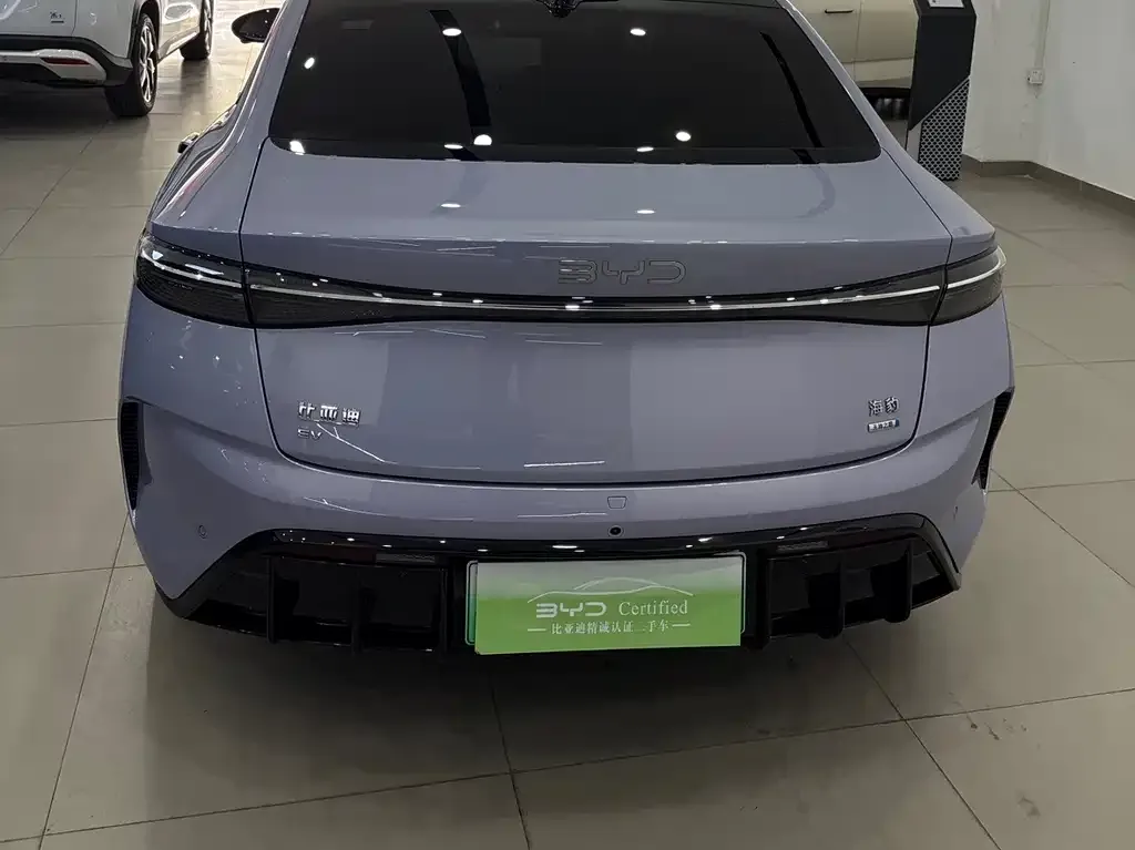 BYD Seal — фото 4