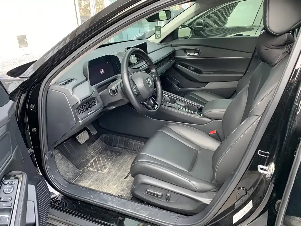 Honda Accord — фото 2