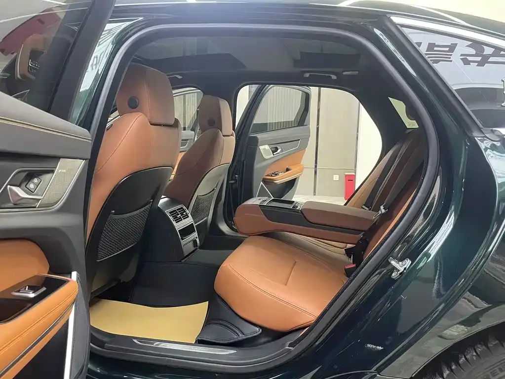 Jaguar XFL 2023 из CN, фото 5