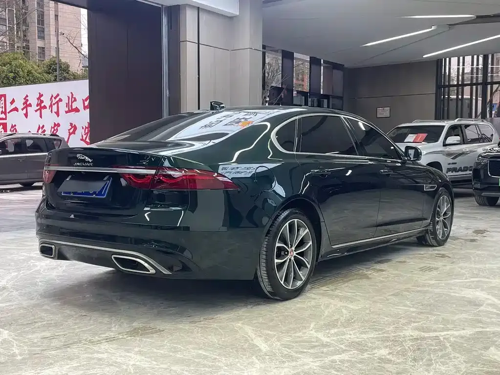 Jaguar XFL 2023 из CN, фото 10