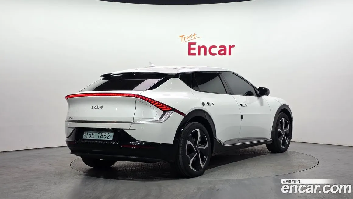 Kia EV6 — фото 2