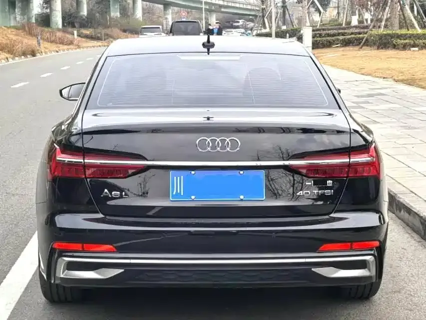 Audi A6L — фото 6