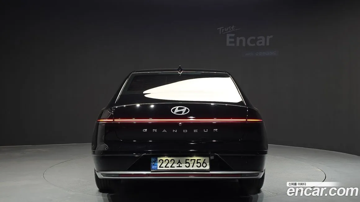 Hyundai Grandeur 2023 из KR, фото 2