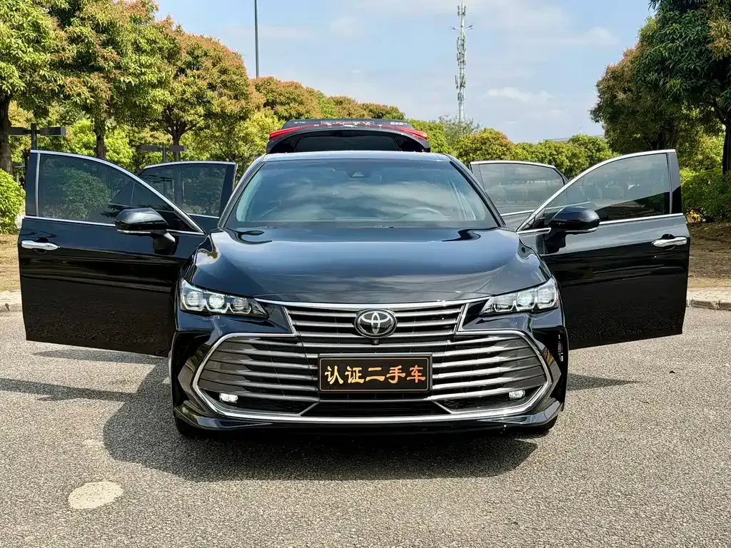 Toyota Avalon 2021 из CN, фото 8