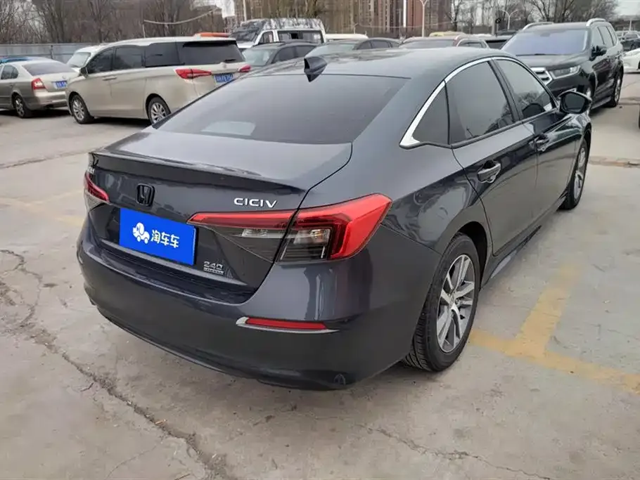 Honda Civic — фото 4