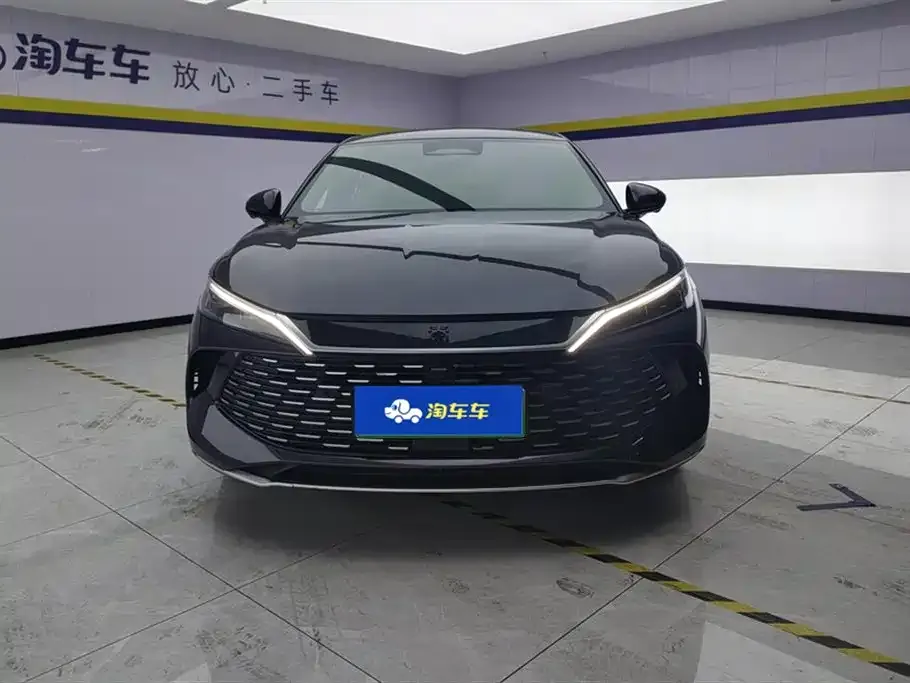 BYD Qin L — фото 9