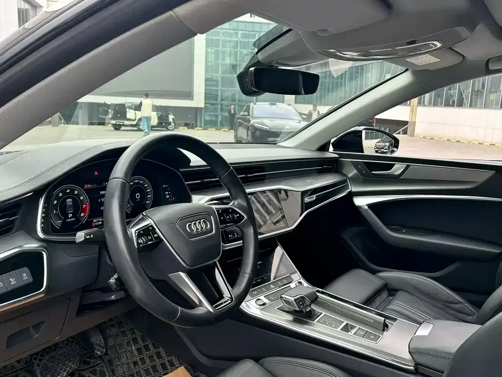 Audi A7 2021 из CN, фото 8