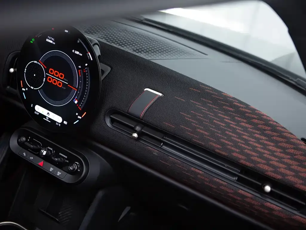 MINI JCW (John Cooper Works) 2025 из CN, фото 9