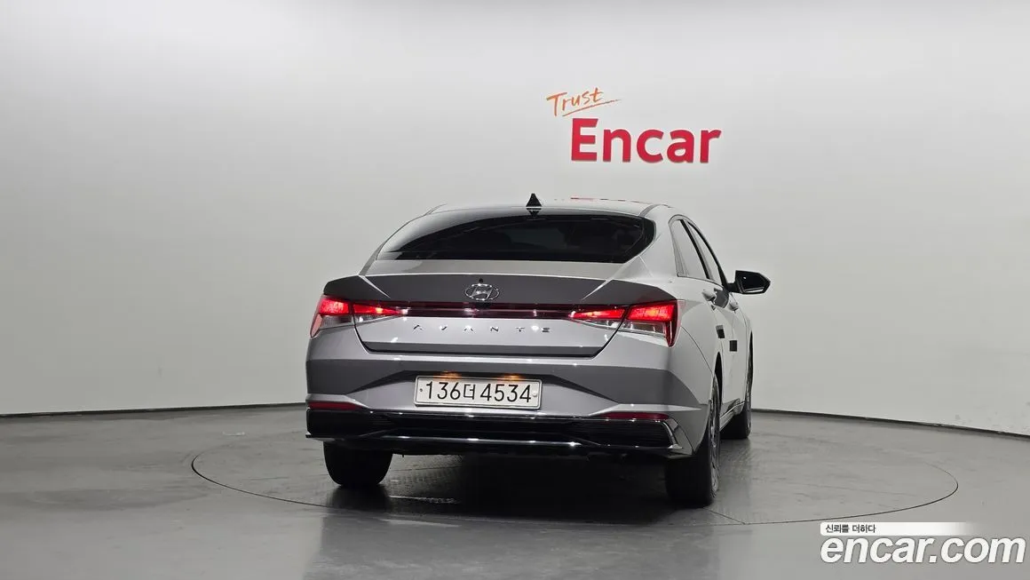 Hyundai AVANTE 2022 из KR, фото 3