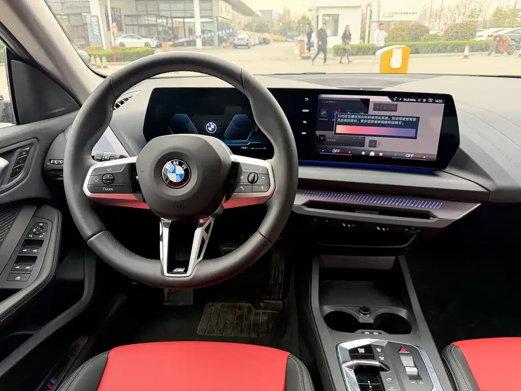 BMW 2 Series 2025 из CN, фото 7