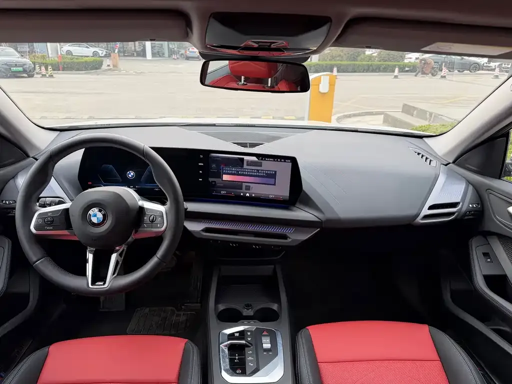 BMW 2 Series 2025 из CN, фото 2