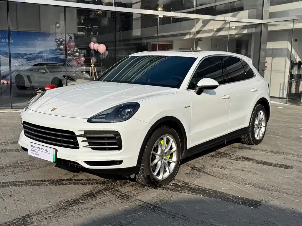 Porsche Cayenne Hybrid — фото 7