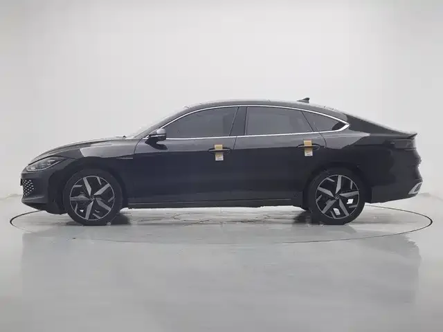 Volkswagen Lamando 2024 из CN, фото 6