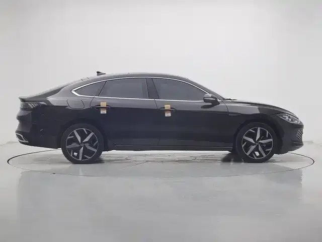 Volkswagen Lamando 2024 из CN, фото 8
