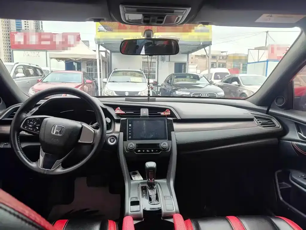 Honda Civic — фото 5