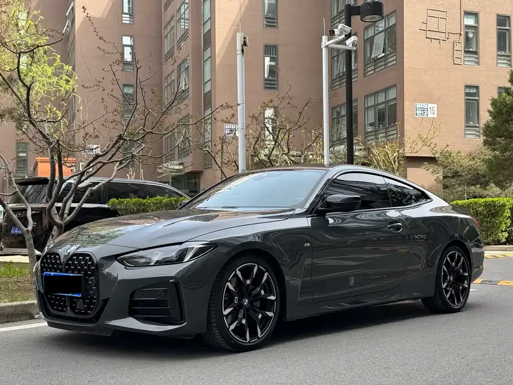 BMW 4 Series — фото 1